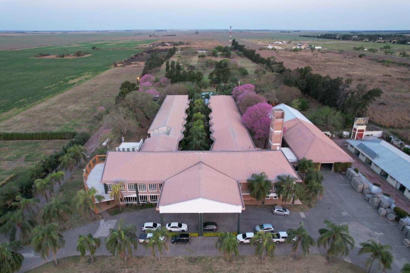 Catange Hotel Charata Exterior foto